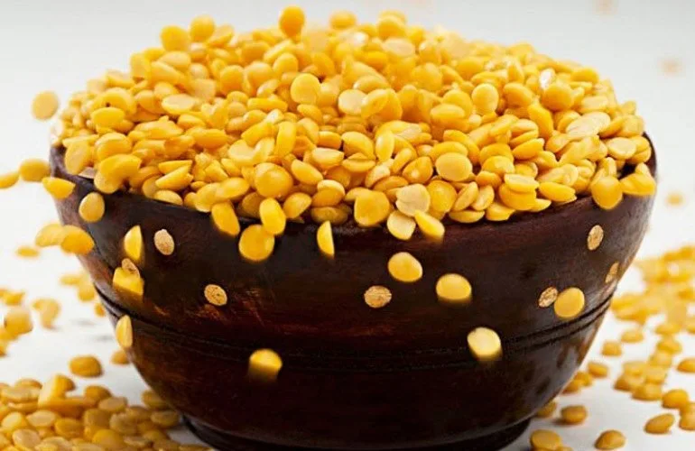 Split pigeon peas (Toor)